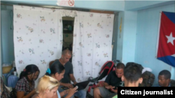 Reporta Cuba. Twitteros en sede de UNPACU.