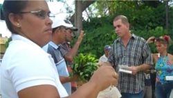 Decomisan ayuda de Pastores por el Cambio a damnificados 