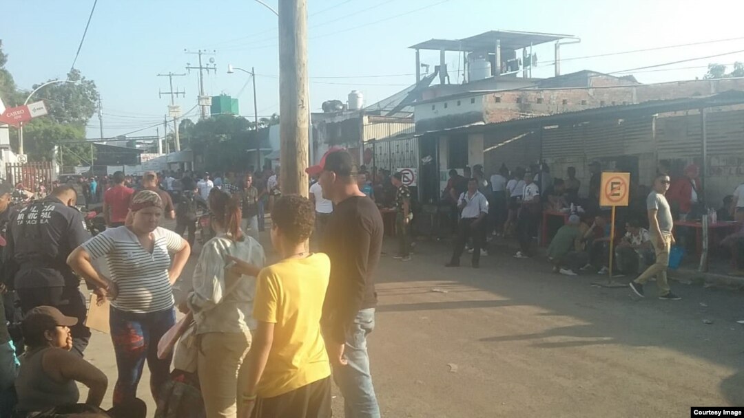 Migrantes cubanos en Tapachula.