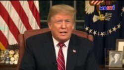 Trump denuncia crisis en frontera e insiste en el muro; Demócratas abogan por reabrir gobierno