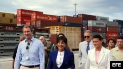 La secretaria de Comercio de EEUU, Penny Pritzker, visitó el Puerto de Mariel.