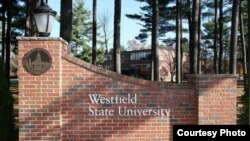 Westfield State University (Manon Mirabelli).