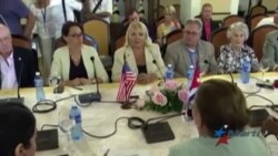 Exiliados exigen explicaciones a concejal de Tampa que viajó a Cuba
