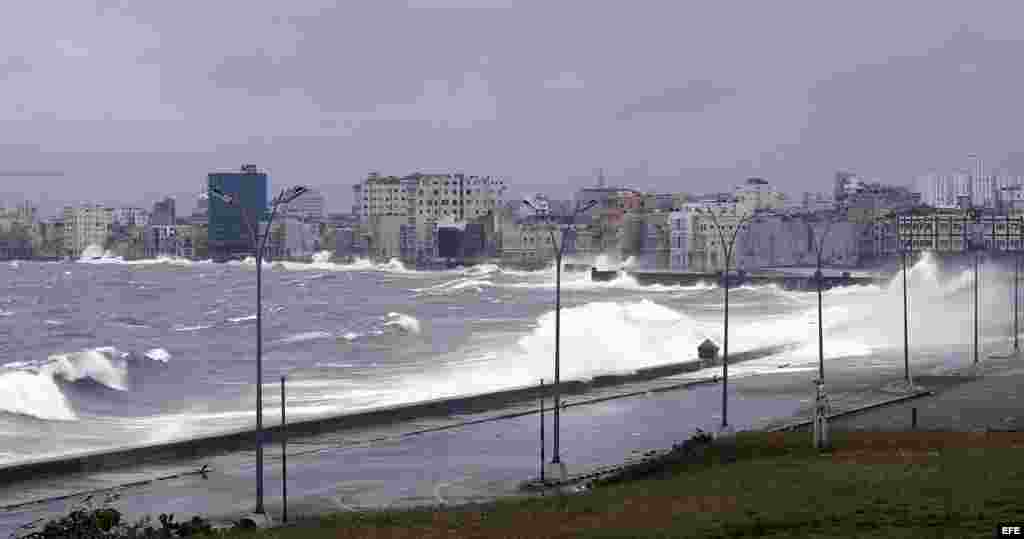 Paso del huracán Irma por Cuba