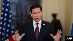 El secretario de Estado de EEUU, Marco Rubio, durante una conferencia de prensa conjunta con el ministro de Asuntos Exteriores de Grecia tras su reunión en el Ministerio de Asuntos Exteriores en Atenas, el 7 de octubre de 2026.