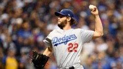 Esta noche arranca Kershaw para los Dodgers en el primer juego de la Serie Mundial; quien ganará esta noche entre Boston y Los Angeles?