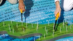 Madre de preso cubano espera su traslado