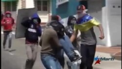 Oposición marcha en protesta por asesinato a joven venezolano