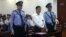 Fotografía facilitada por el Tribunal Intermedio de Jinan, del juicio al expolítico chino Bo Xilai por diversos delitos de corrupción. 