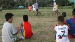 Cubanos opinan: ¿Por qué los jóvenes no quiere jugar béisbol?