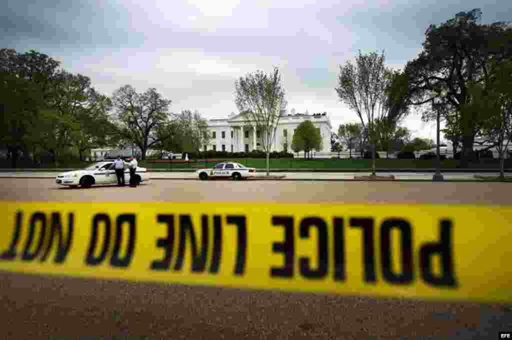 Debido a las explosiones en Boston, el Servicio Secreto ha elevado las medidas de seguridad alrededor de la Casa Blanca. 