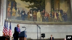 Trump en Museo del Archivo Nacional.