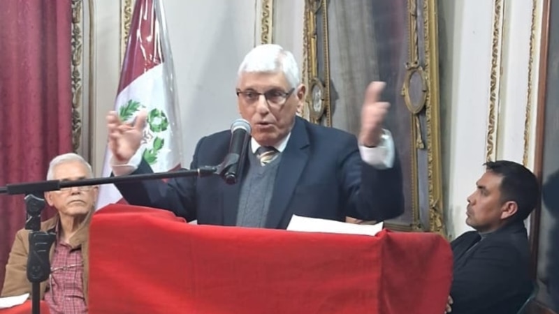 Embajador cubano en Perú abandona su puesto tras reunión en la cancillería