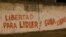 Cartel en Montevideo, Uruguay, pidiendo la libertad para Lidier Hernández Sotolongo (cortesía: Asamblea de la Resistencia Cubana)