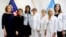 Nikki Haley junto a las Damas de Blanco. Tomado de @nikkihaley
