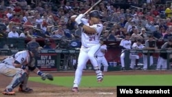 Yasmany Tomás se fue de jonrón.