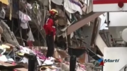 Hallan más cadáveres y sobrevivientes entre escombros del terremoto en Ecuador
