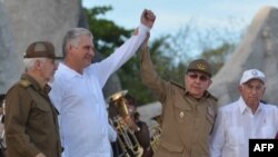 Foto Archivo de izq. a der. Ramiro Váldez, Miguel Díaz Canel, Raúl Castro y José Ramón Machado.