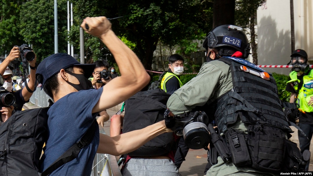 Manifestantes protestan en Hong Kong contra la nueva ley de seguridad nacional el 1 de julio de 2020. (Alastair Pike / AFP).