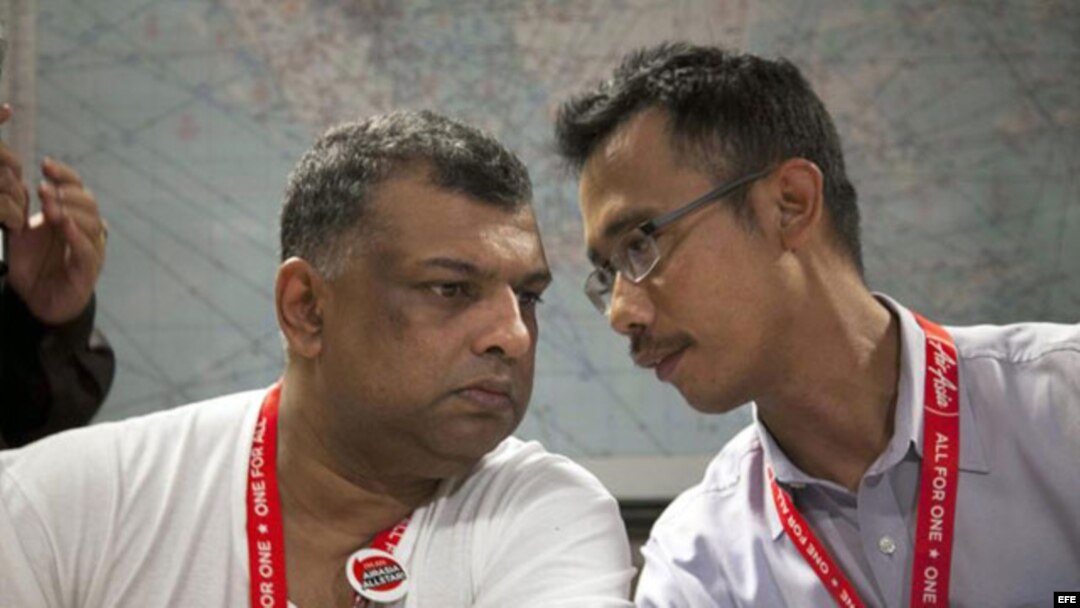 AirAsia confirma la perdida del avión con 162 pasajeros a bordo