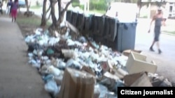 Reporta Cuba. Basura en calles de La Habana. Foto: Rosario Morales.
