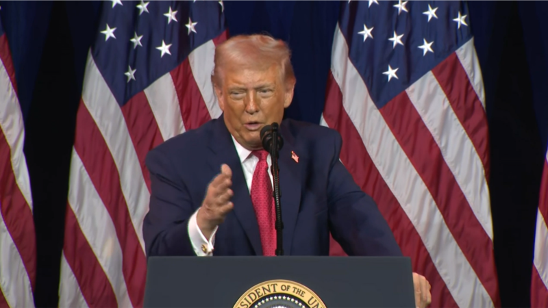 Trump advierte a Cuba: Lleguen a "un acuerdo antes de que sea demasiado tarde"