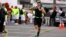 Un atleta compite durante la Copa Iberoamericana de Triatlón, celebrada en La Habana (25 de enero, 2015).