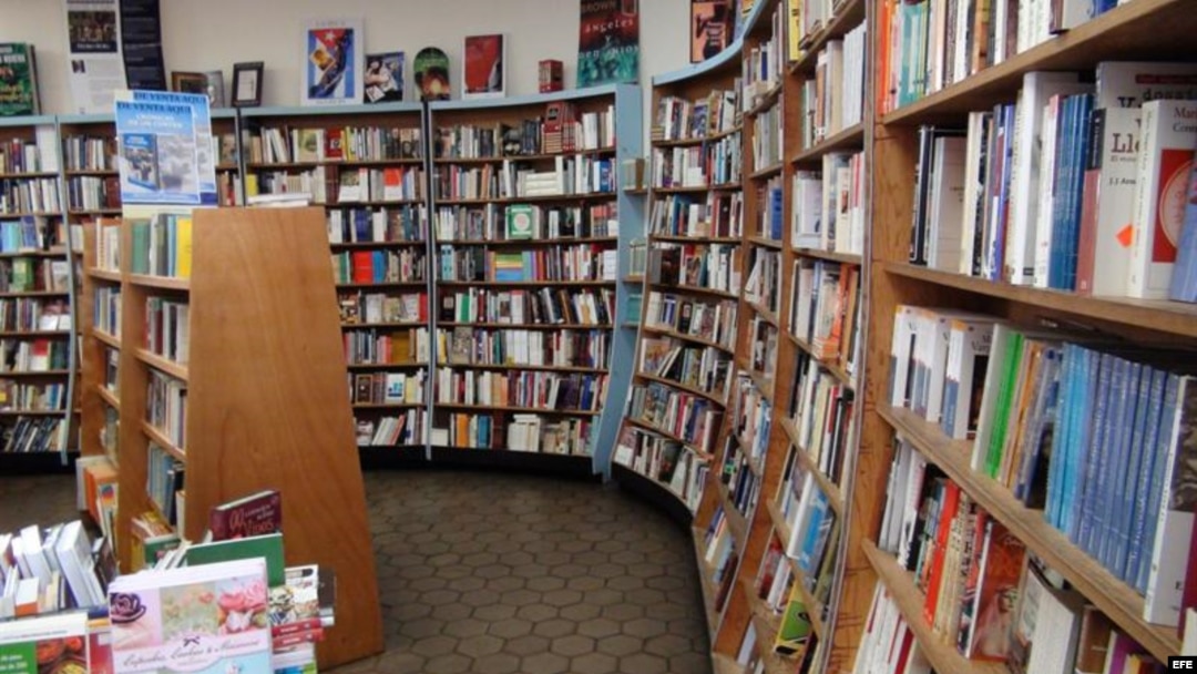 Librería Universal en Miami, Florida.