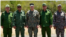 Comandante del Comando Sur, general Francis L. Donovan, con el general Roberto Legrá Sotolongo y otros altos mandos militares cubanos