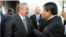 Raúl Castro fue recibido por el canciller boliviano.