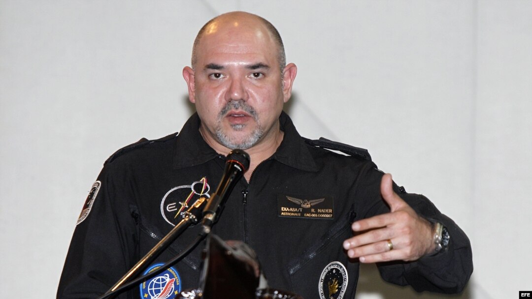 Foto de archivo del primer astronauta ecuatoriano y miembro de la Agencia Espacial Civil Ecuatoriana (EXA), Ronnie Náder. 