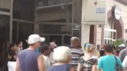 Cubanos en la isla detallan la severidad de la censura a los medios de información