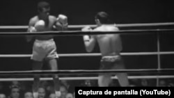 José Legrá (izq) fue doble campeón mundial en peso pluma.