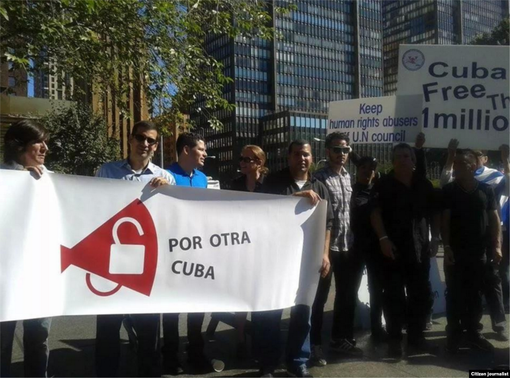 Activistas cubanos se reunieron frente a sede de la ONU para promover Campaña Por Otra Cuba.