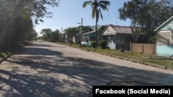 Una calle del poblado de San Germán, en Holguín (Imagen de referencia). 