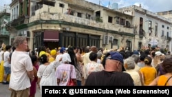 Funcionarios de la Embajada de Estados Unidos acompañaron al pueblo cubano en La Habana en la Misa en honor a la Virgen de la Caridad 