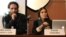 La bloguera Yoani Sánchez junto al disidente cubano Orlando Luis Pardo Lazo en la universidad de Nueva York. 