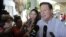 El presidente panameño Juan Carlos Varela, tras su visita a la escuela "Solidaridad con Panamá" en La Habana. 