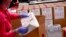 Cajas con los votos de las elección de medio término de EEUU, celebrada este 8 de noviembre de 2022. (Foto: AP/Matt York)