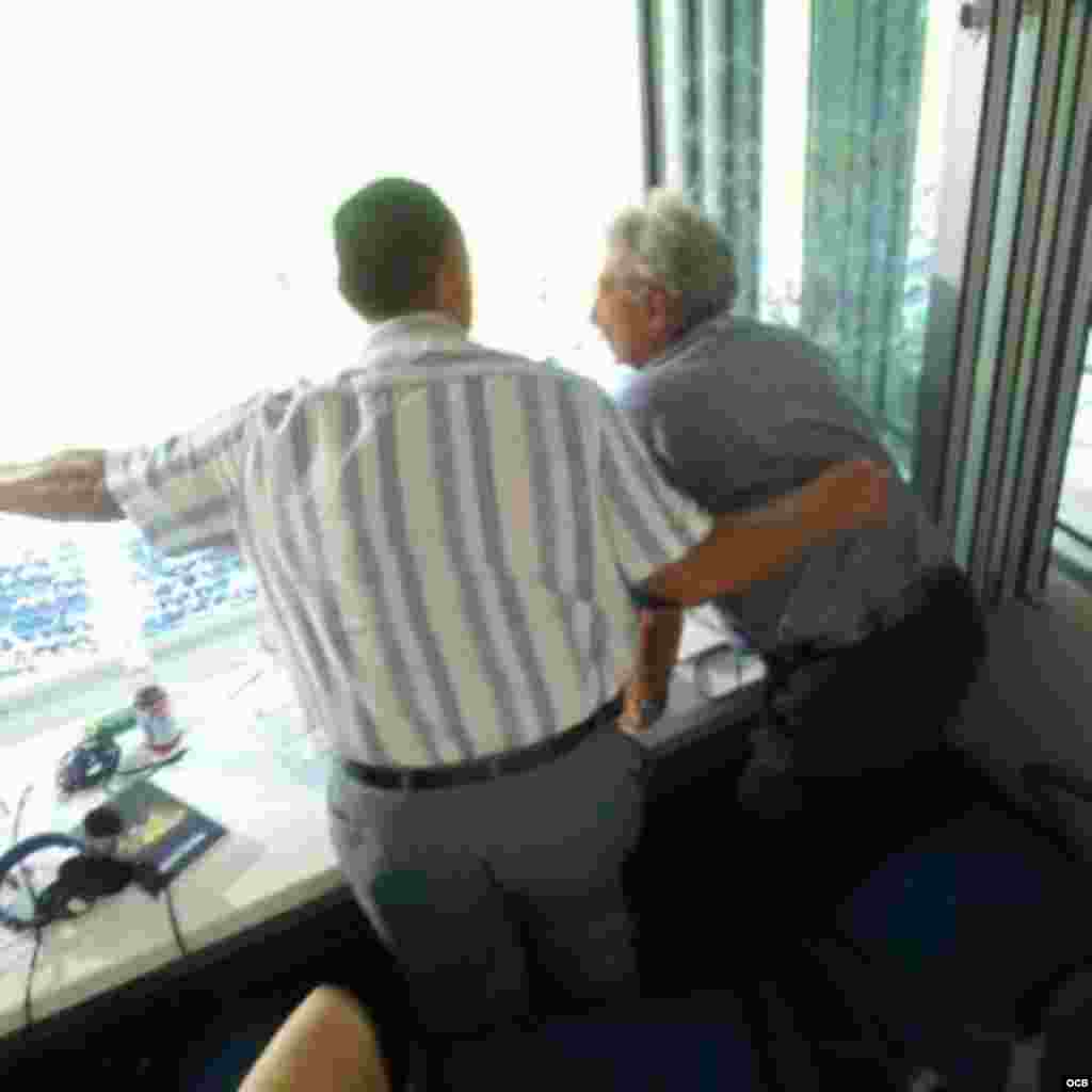 Radio Mart&iacute; trasmiti&oacute; por primera vez en vivo el juego de los Marlins desde el estadio del equipo en Miami, Florida.