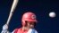 El cubano Michel Enríquez batea una bola durante el juego contra Holanda en el Campeonato del Mundo de béisbol en 2009.