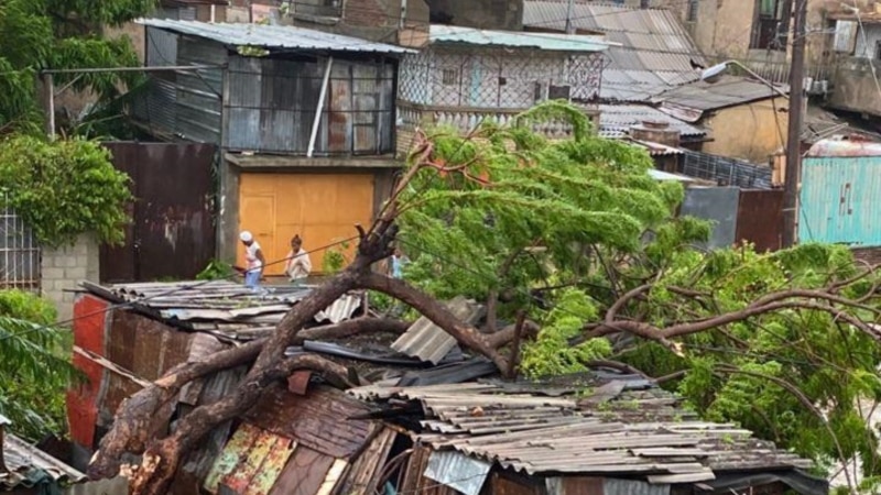Cubanos describen el paso del huracán por el oriente de la isla: "Lo peor que ha pasado por aquí" (VIDEO+Fotos)