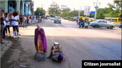 Carné de asilado en Eslovaquia del exmayor Abrahantes.