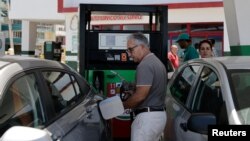 Cuba ajusta el precio al combustibles