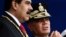 El general Vladimir Padrino López junto a Maduro en un acto de las Fuerzas Armadas Bolivarianas de Venezuela, en enero de 2019. 