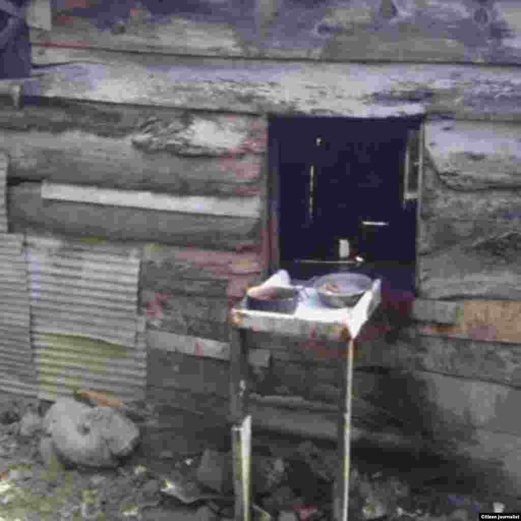 Graciela Rodríguez López ha vivido siempre en Chapala, Manzanillo en esas condiciones