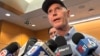 El senador Rick Scott en conferencia de prensa.
