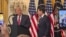 El presidente Donald Trump y el secretario de Estado Marco Rubio en la ceremonia por el Mes de la Herencia Hispana, en la Casa Blanca. 
