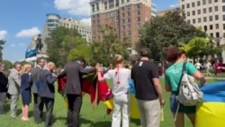 Conmemoran en Washington la "Vía Báltica" y denuncian apoyo del régimen cubano a invasión rusa a Ucrania