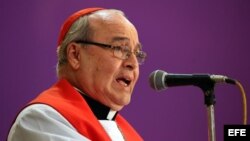 El cardenal cubano Jaime Ortega oficia el Sermón de las Siete Palabras en la Catedral de La Habana.